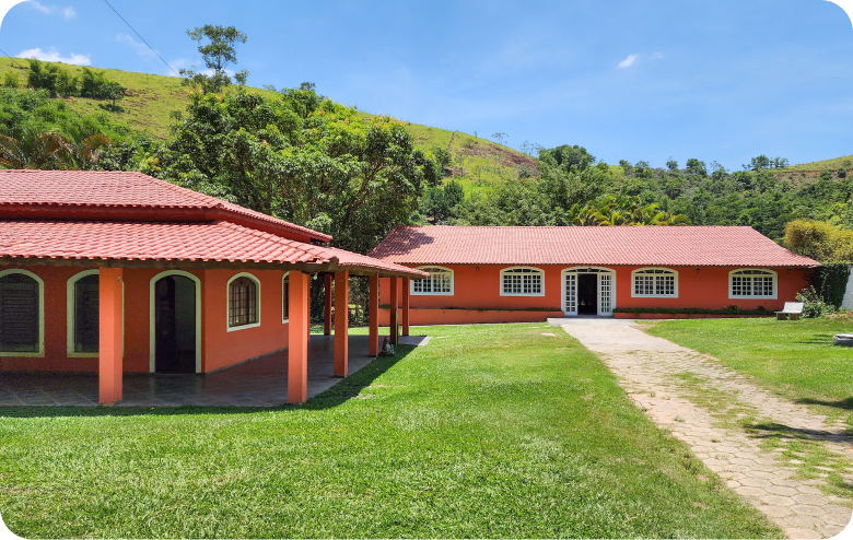 Casa e gramado